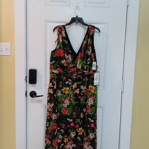 Betsy & Adam Black Floral Maxi Dress